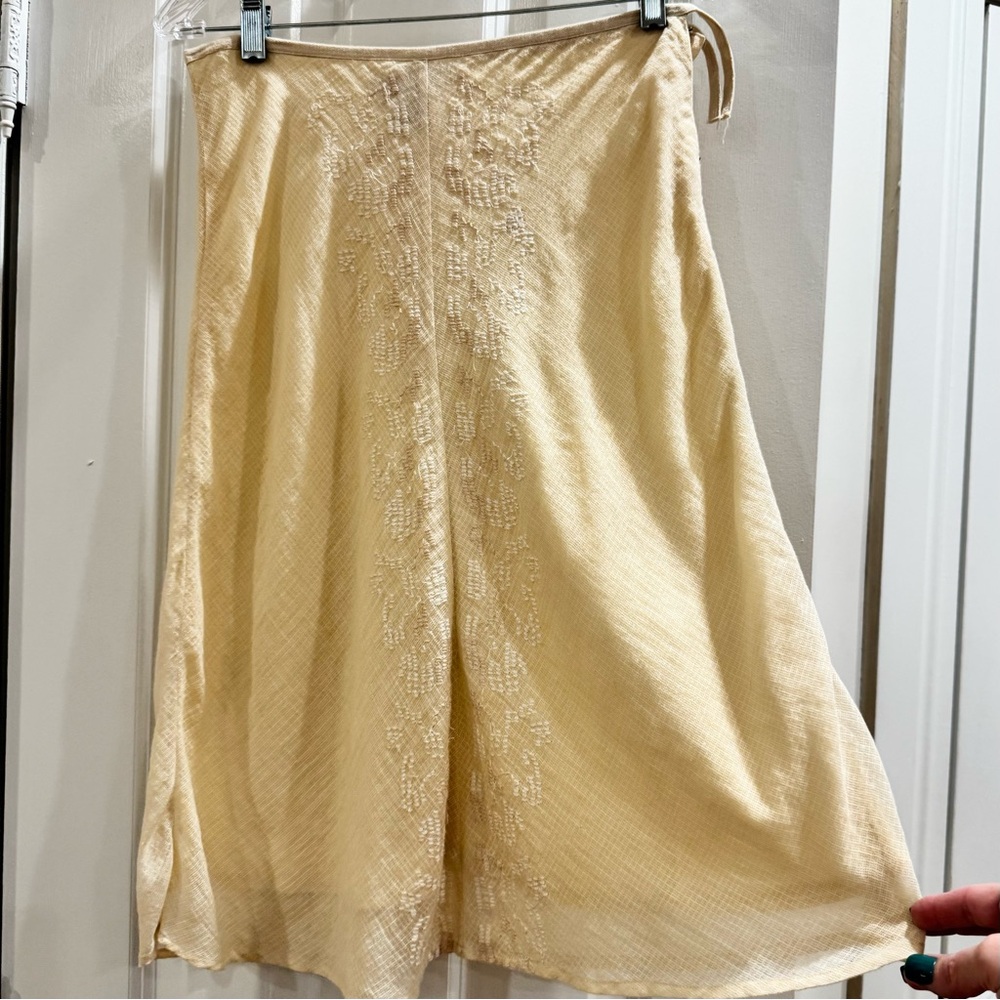 Free People Soft Yellow Lined Embroidered A-line Boho Cottagecore Skirt  Size 2